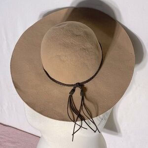 KIT Tan Wide Brim Floppy Sun Hat